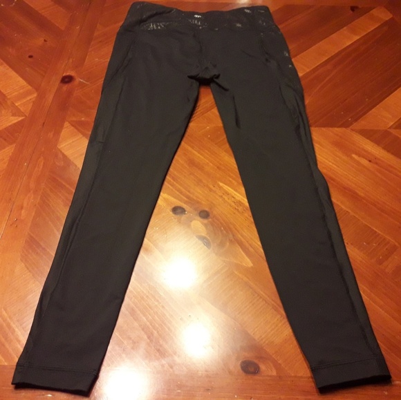 Athleta Revelation Splits Sold out! - Picture 4 of 4